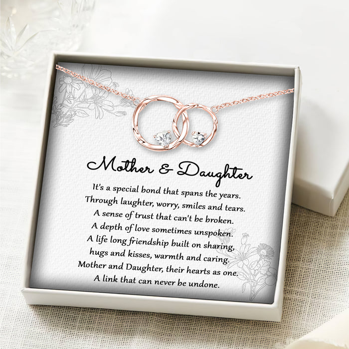 It's A Special Bond That Spans The Years - Gift For Mom From Daughter, Mother's Day Gift - S925 Interlocking Circle Necklace with Message Card