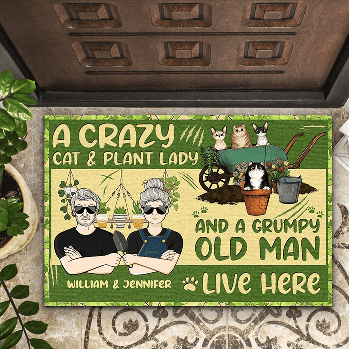 Couple Live Here Gardening Cat Lovers - Personalized Doormat