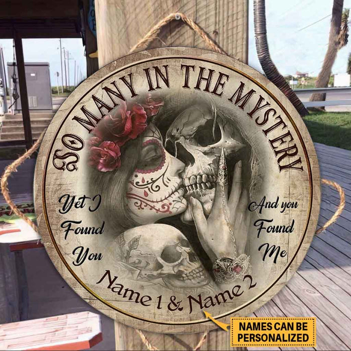So Many In The Mystery - Skull Personalized Round Wood Sign