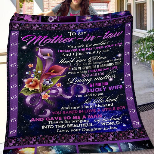 You Raised In Love A Little Boy Daughter To Mother In Law Gift - Fleece Blanket