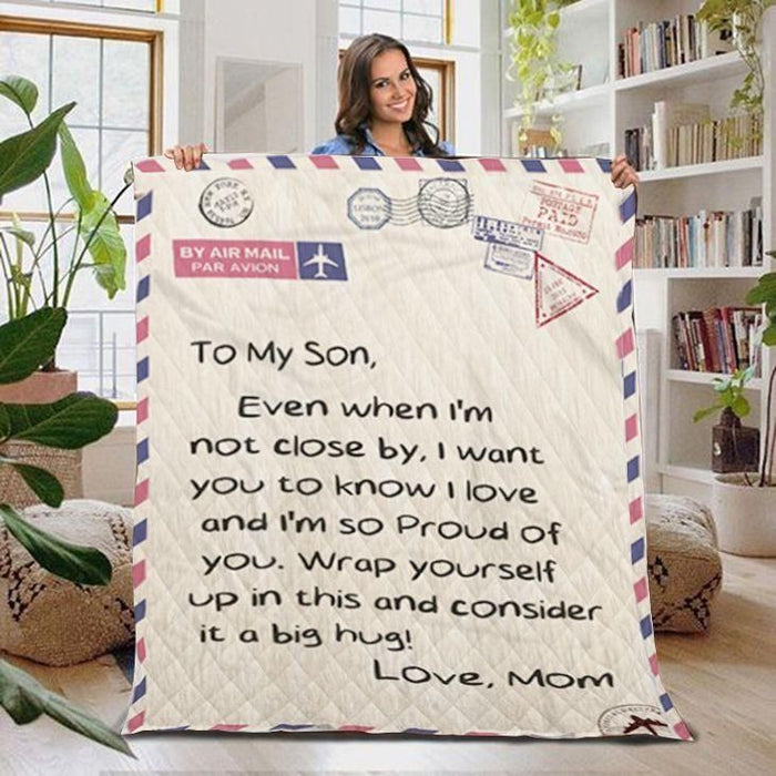 To My Son I&#8217;m So Proud Of You Mom Fleece Blanket