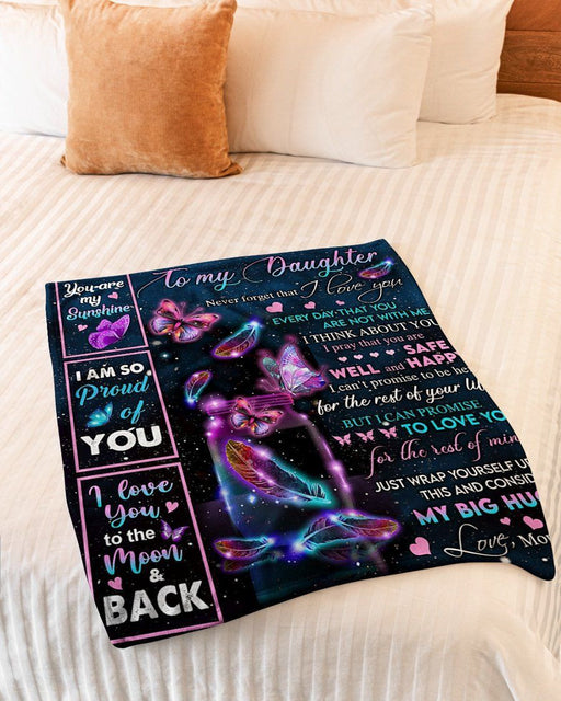 BeKingArt Family Personalized I Am So Proud Of You Feather Mom Gift For Daughter Fleece Blanket Fleece Blanket
