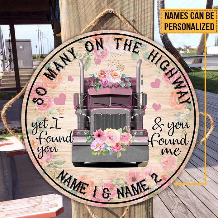 So Many On The Highway - Trucker Personalized Round Wood Sign